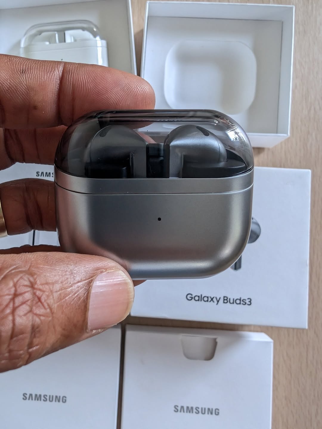 Samsung Galaxy Buds3 R530 Wireless Charging Earbuds