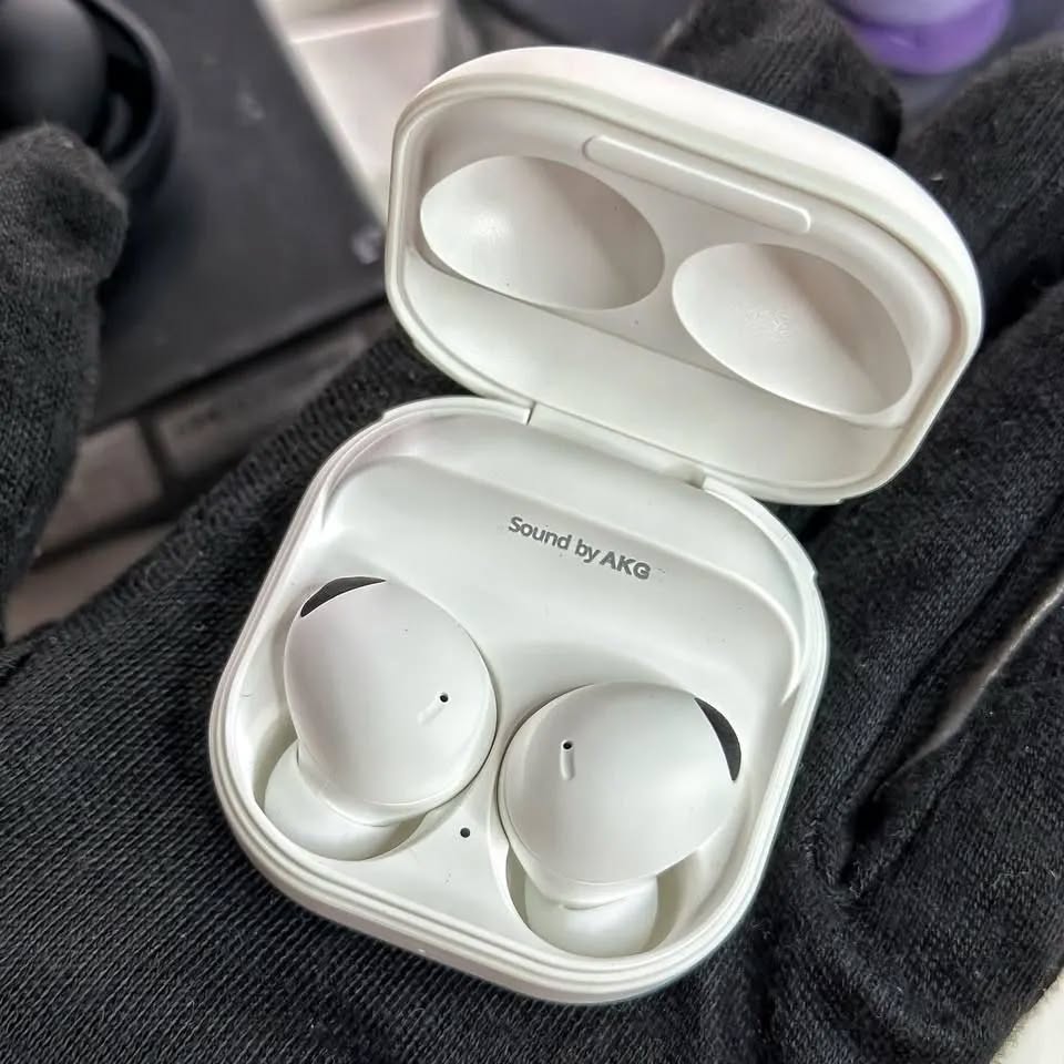 Samsung Galaxy Buds 2 Pro True Wireless Bluetooth Earbuds